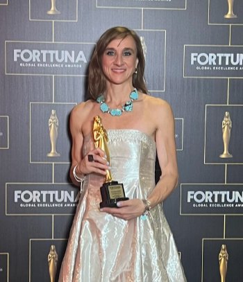 Dr. Teresa Castiello